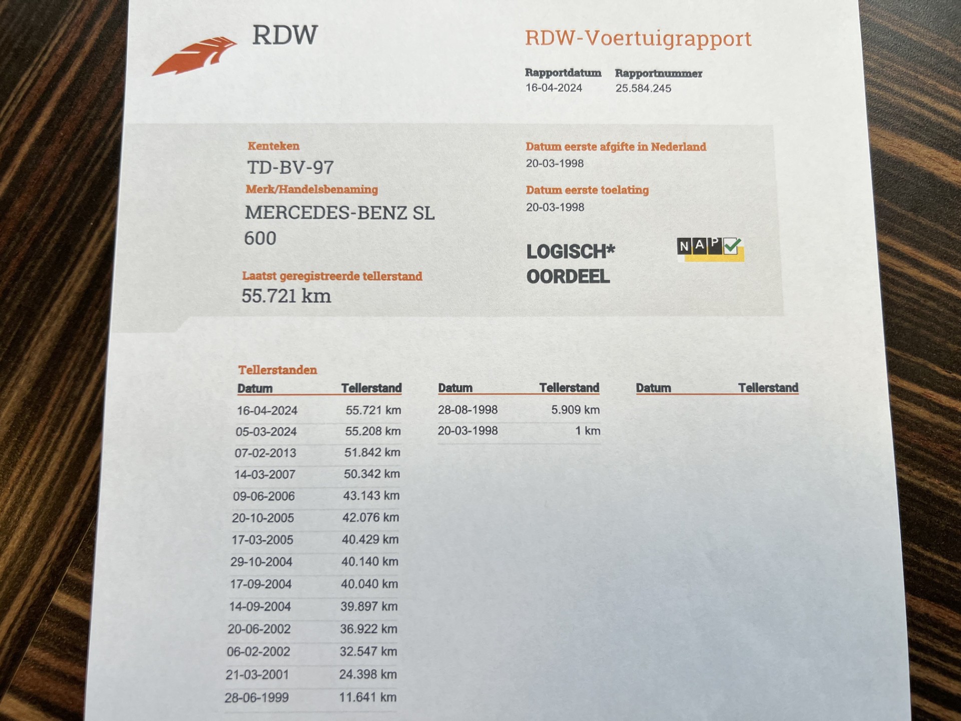 38241204-35.jpg
