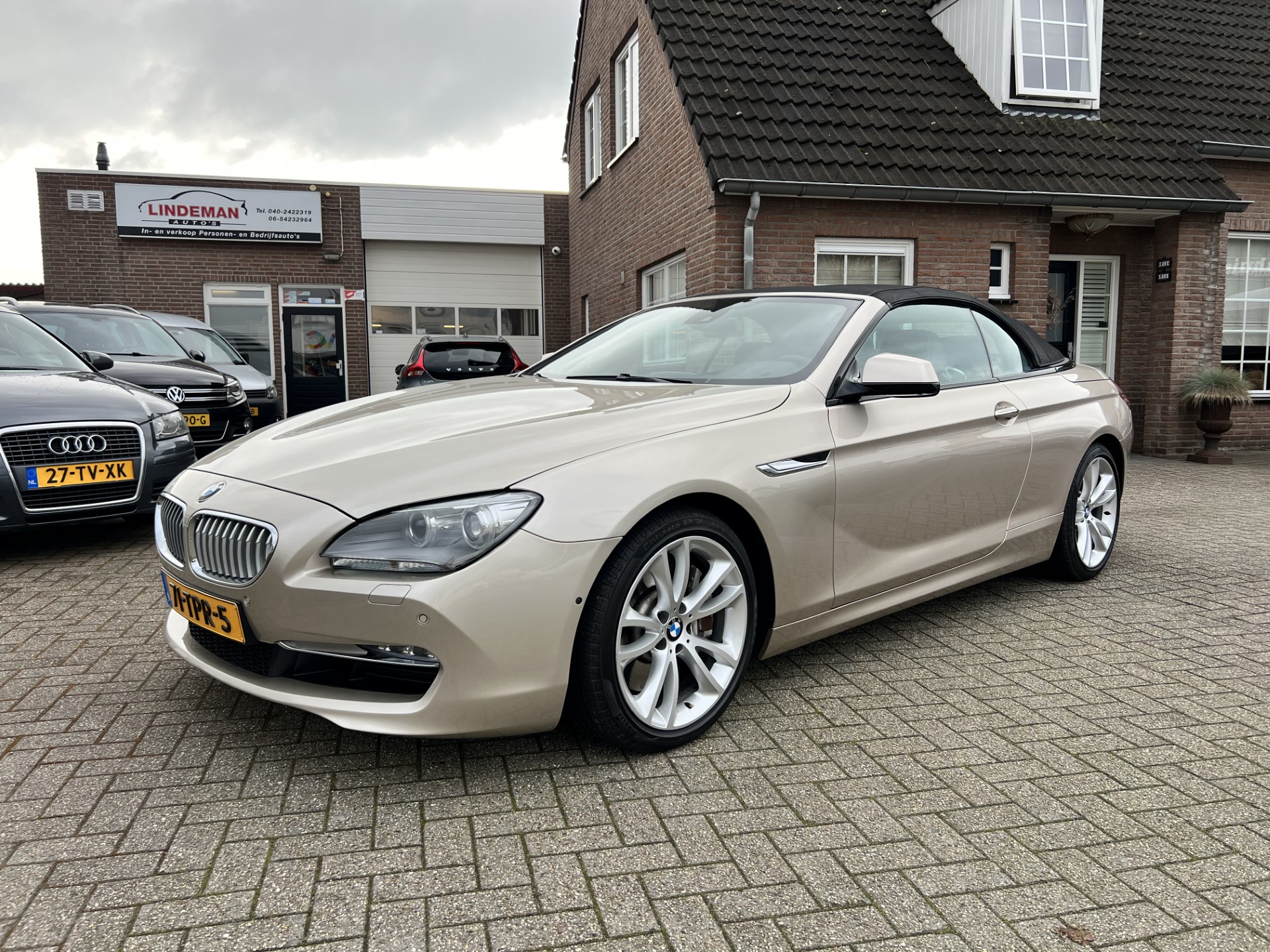 41315176-2.jpg