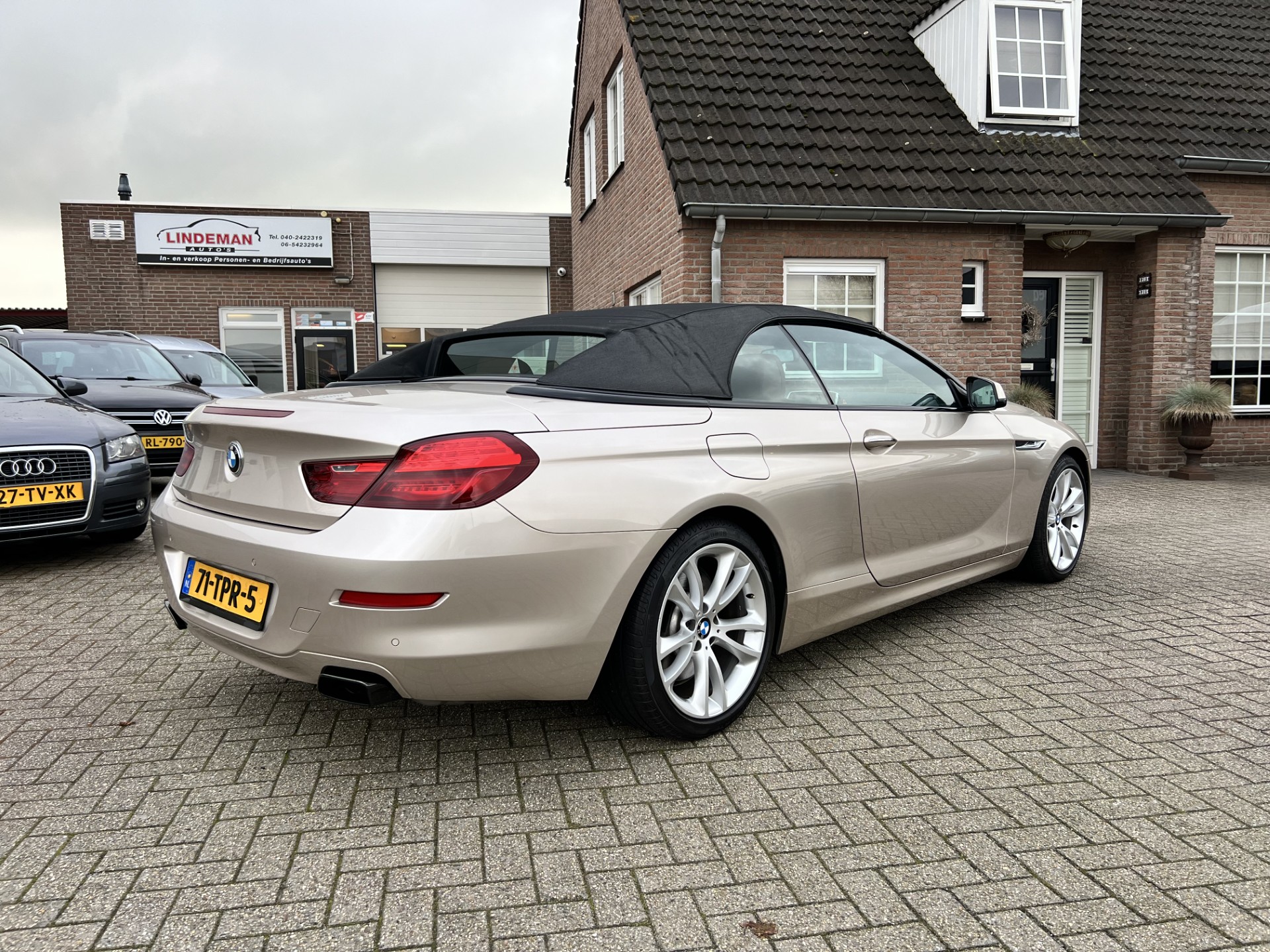 41315176-3.jpg