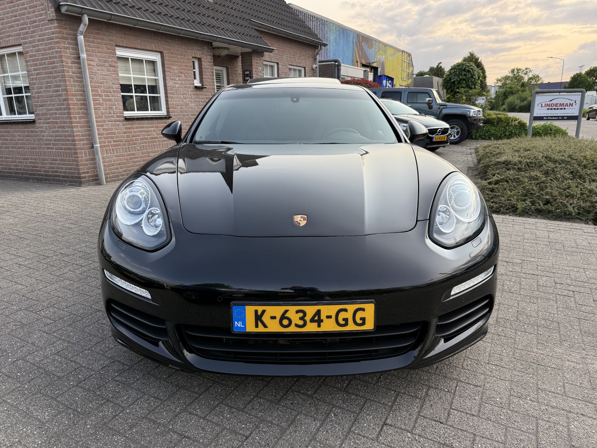 45444302-18.jpg