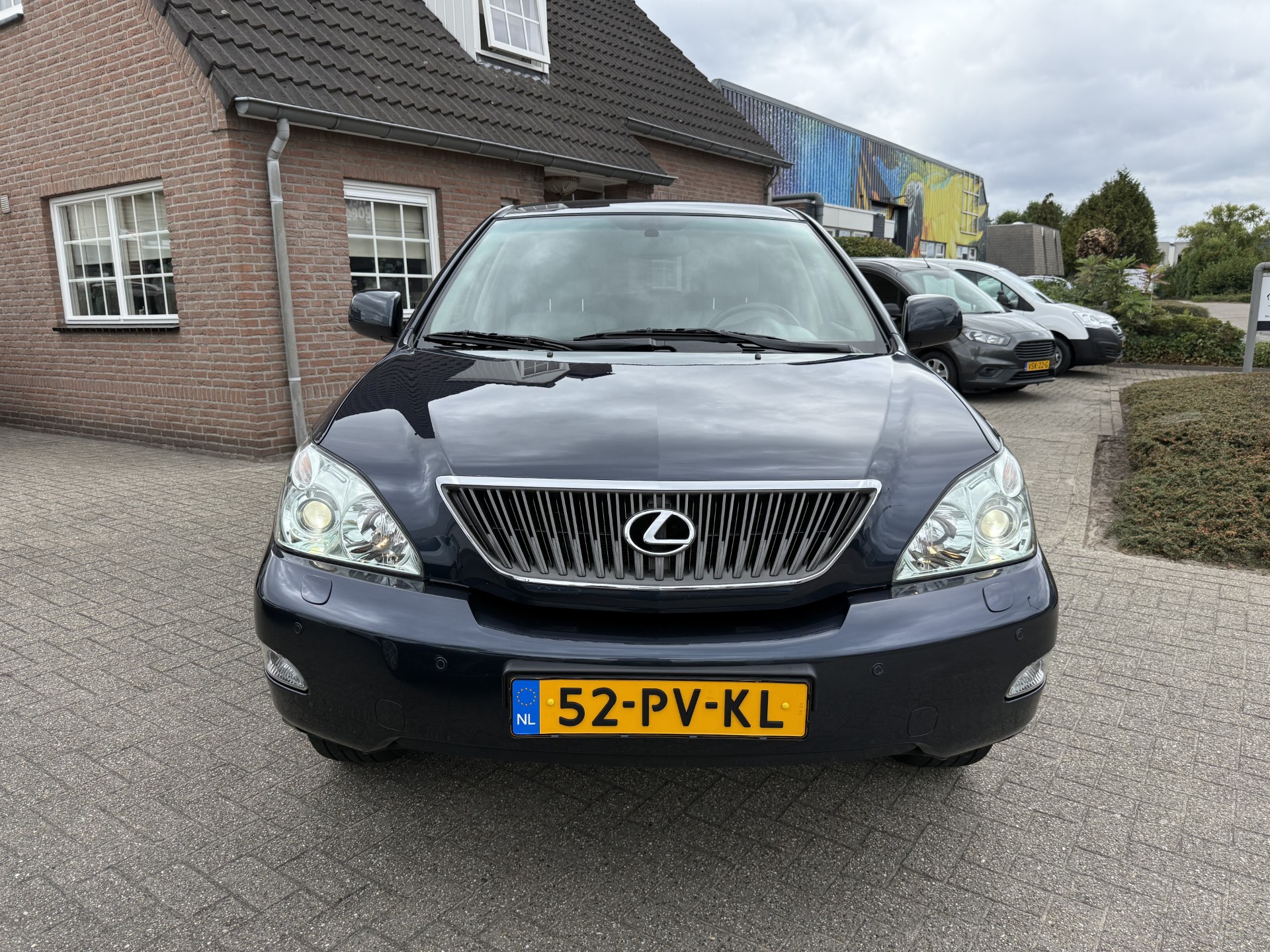 47375290-16.jpg
